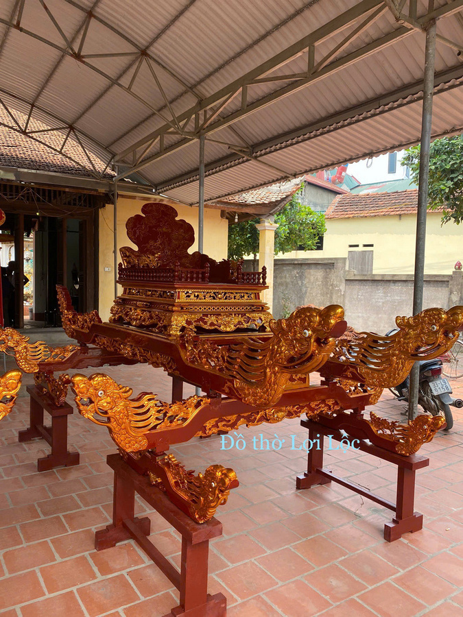 Mẫu kiệu 010