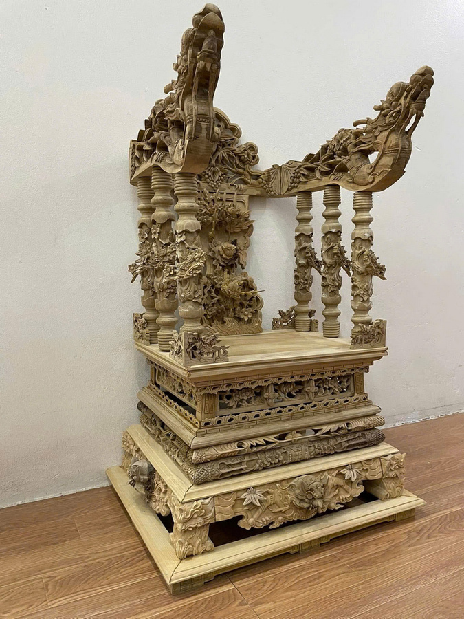 Ngai và bài vị 001