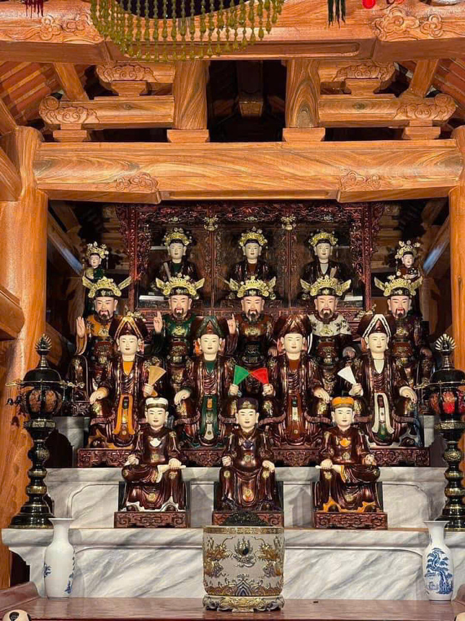 Mẫu điện thờ tư gia 008