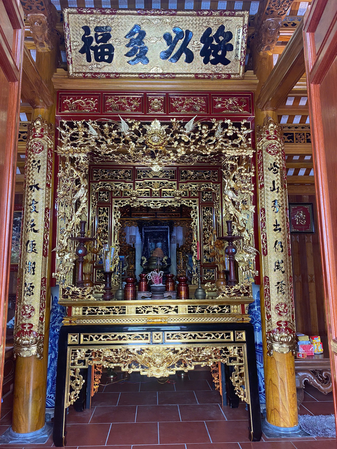 Mẫu gian thờ theo lối cổ 3 gian 010