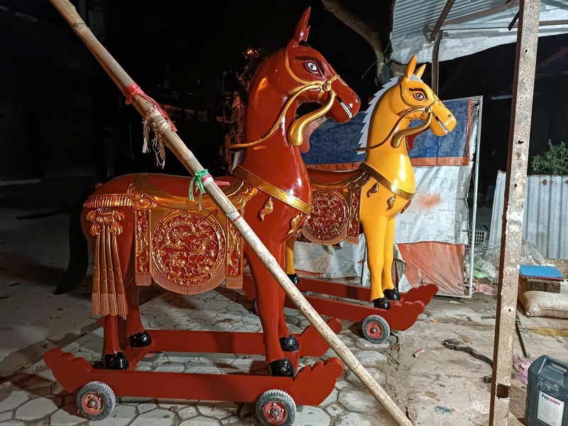 Mẫu ngựa thờ 006
