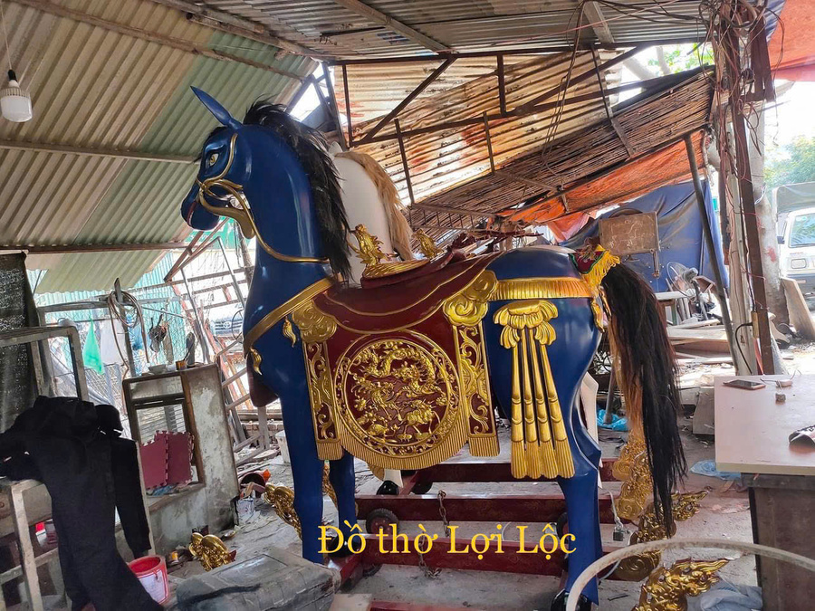 Mẫu ngựa thờ 005